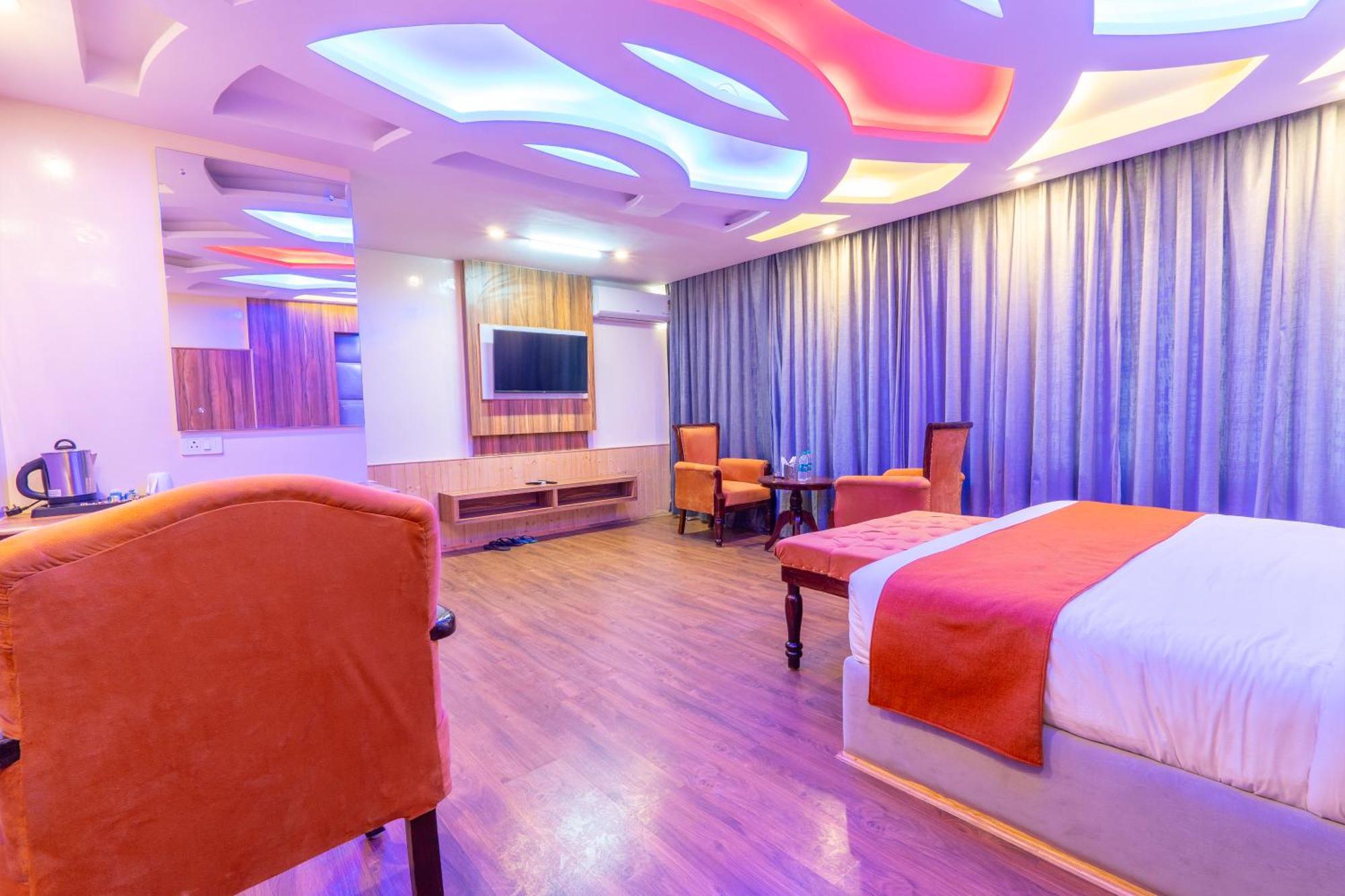 מנאלי Hill River Resort By West Western מראה חיצוני תמונה
